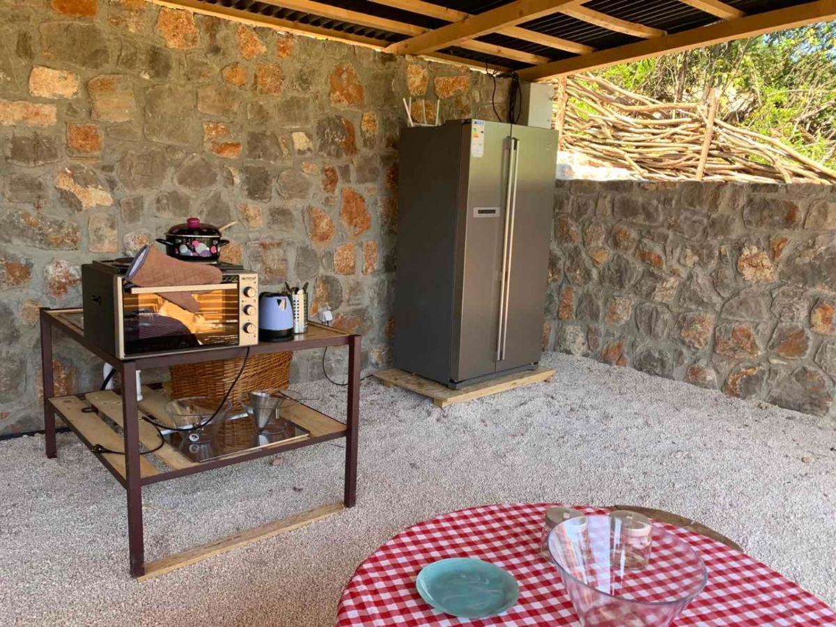 Bigova Glamping Hotel Kotor Exterior photo